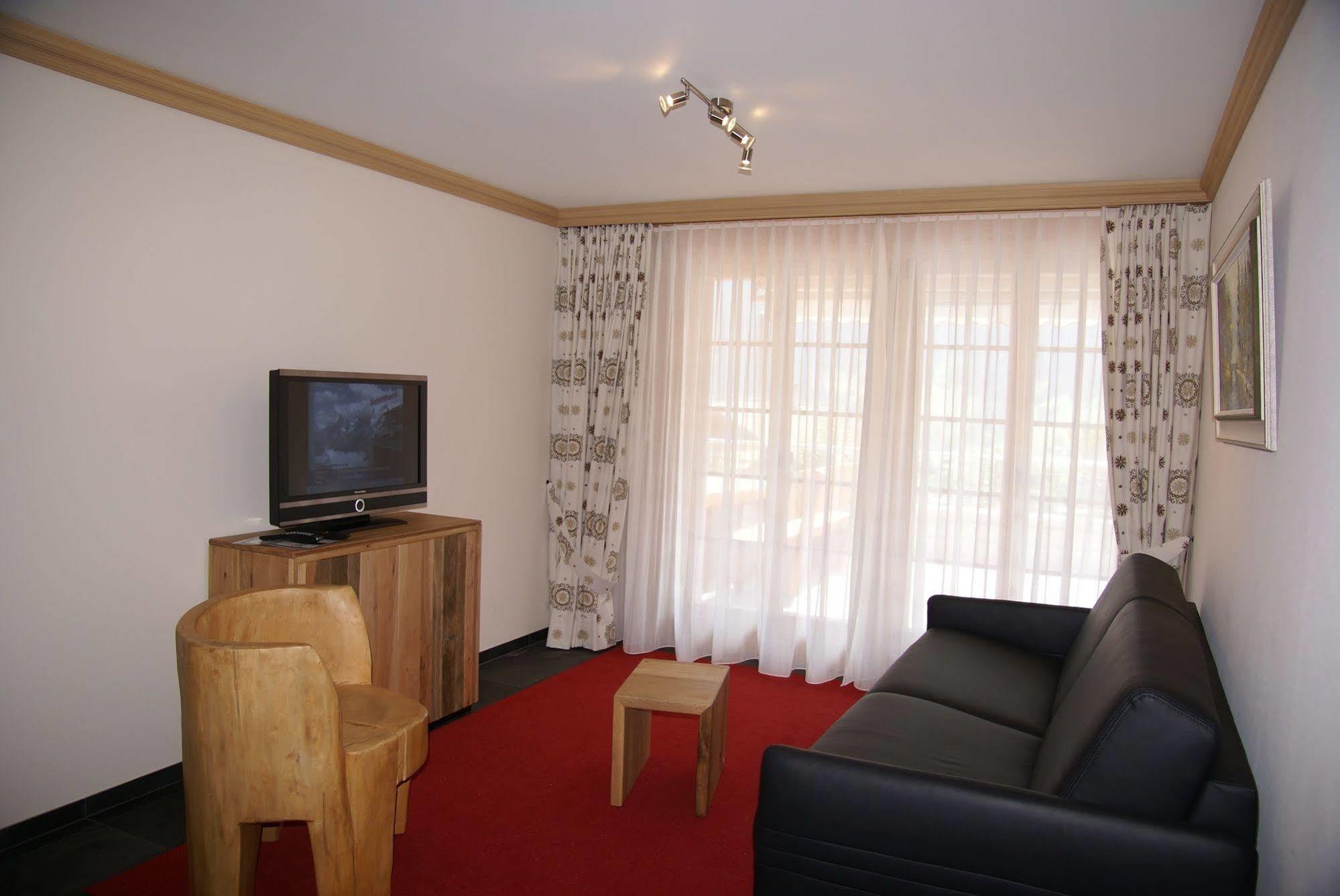2-Star Griwarent Apartments Grindelwald Bagian luar foto